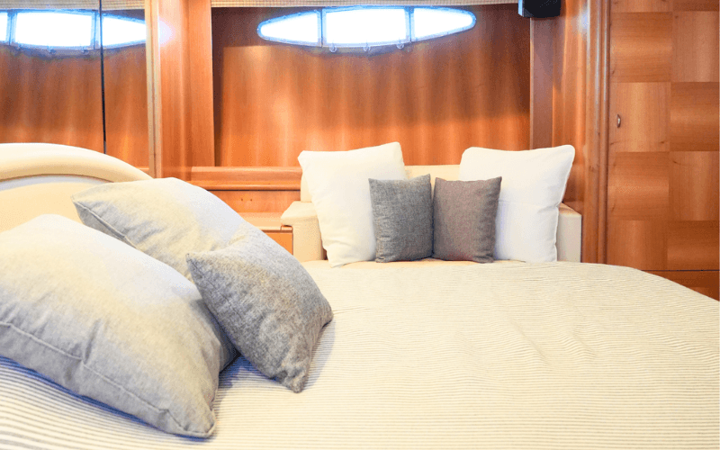 Yacht Charter Puerto Banus