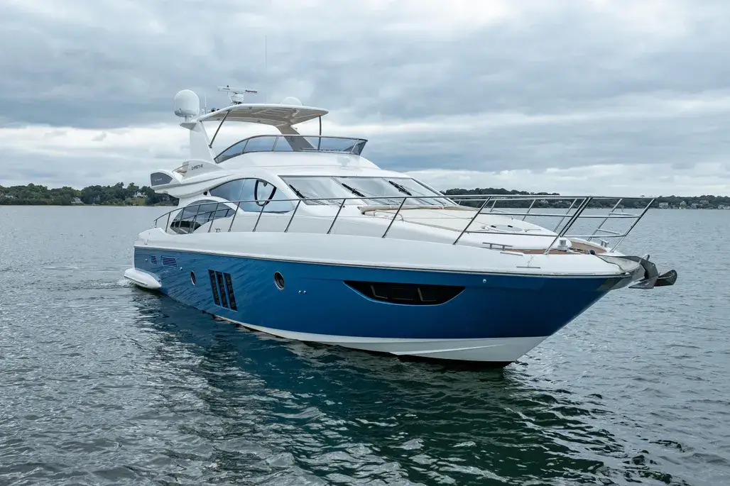 Luxury Fishing Yacht AZIMUT 58