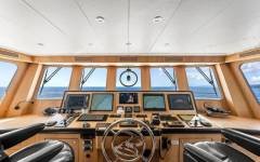 JADE YACHT 90 5