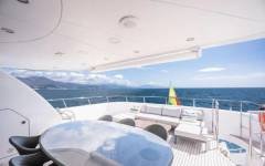JADE YACHT 90 6
