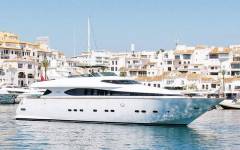 EXCLUSIVE YACHT RENTAL