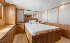 JADE YACHT 90 12