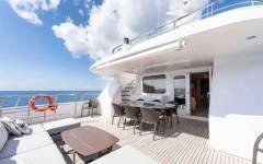 JADE YACHT 90 2